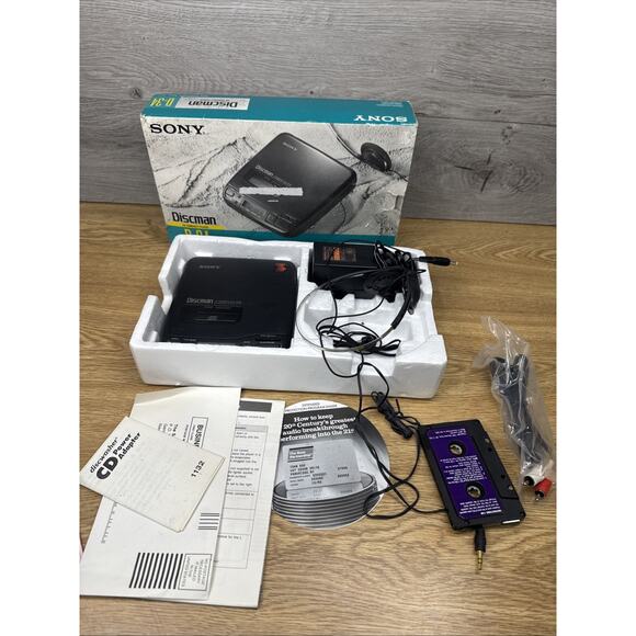 Vintage Sony Discman D-34 portable CD player Deadstock ~Original BOX - Picture 1 of 12